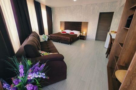 Люкс 6-местный 2-комнатный